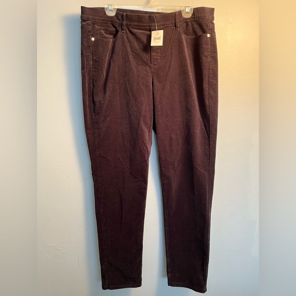 J Jill Women’s black corduroy pull on pants.  Size L.